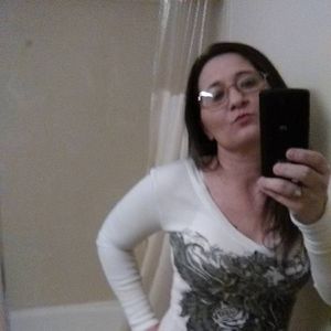 Meet your Posher, Tammi lee